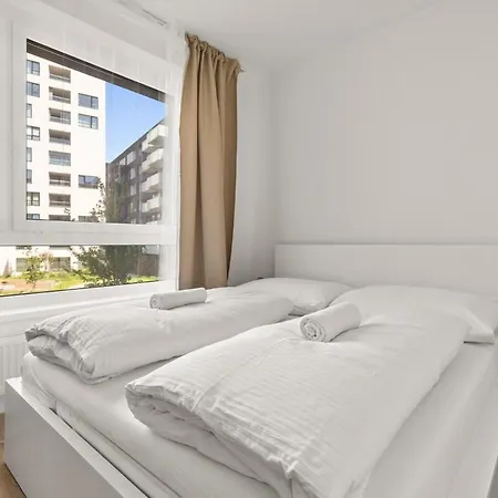 Lam Fuchsia Ac-balcony Апартаменти