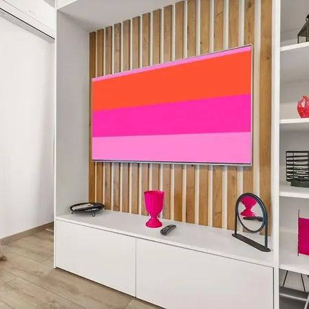 Lam Fuchsia Ac-balcony Братислава