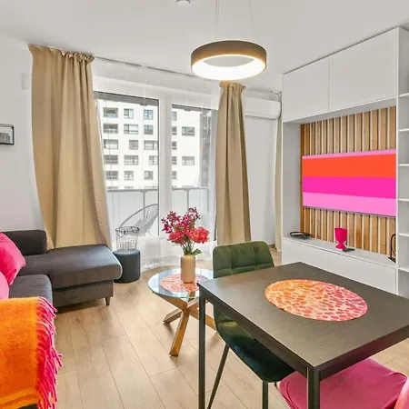 Apartamento Lam Fuchsia Ac-balcony Bratislava